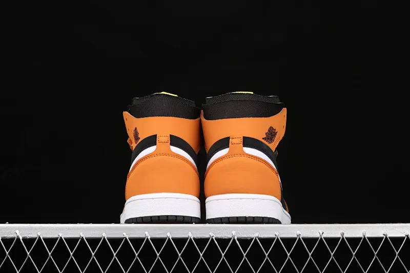 All categories Air Jordan Jordan series basketball shoes Air Jordan 1 High P version Air Air Jordan 1 High Zoom AJ1 Joe 1 black wheat color CT0978-002